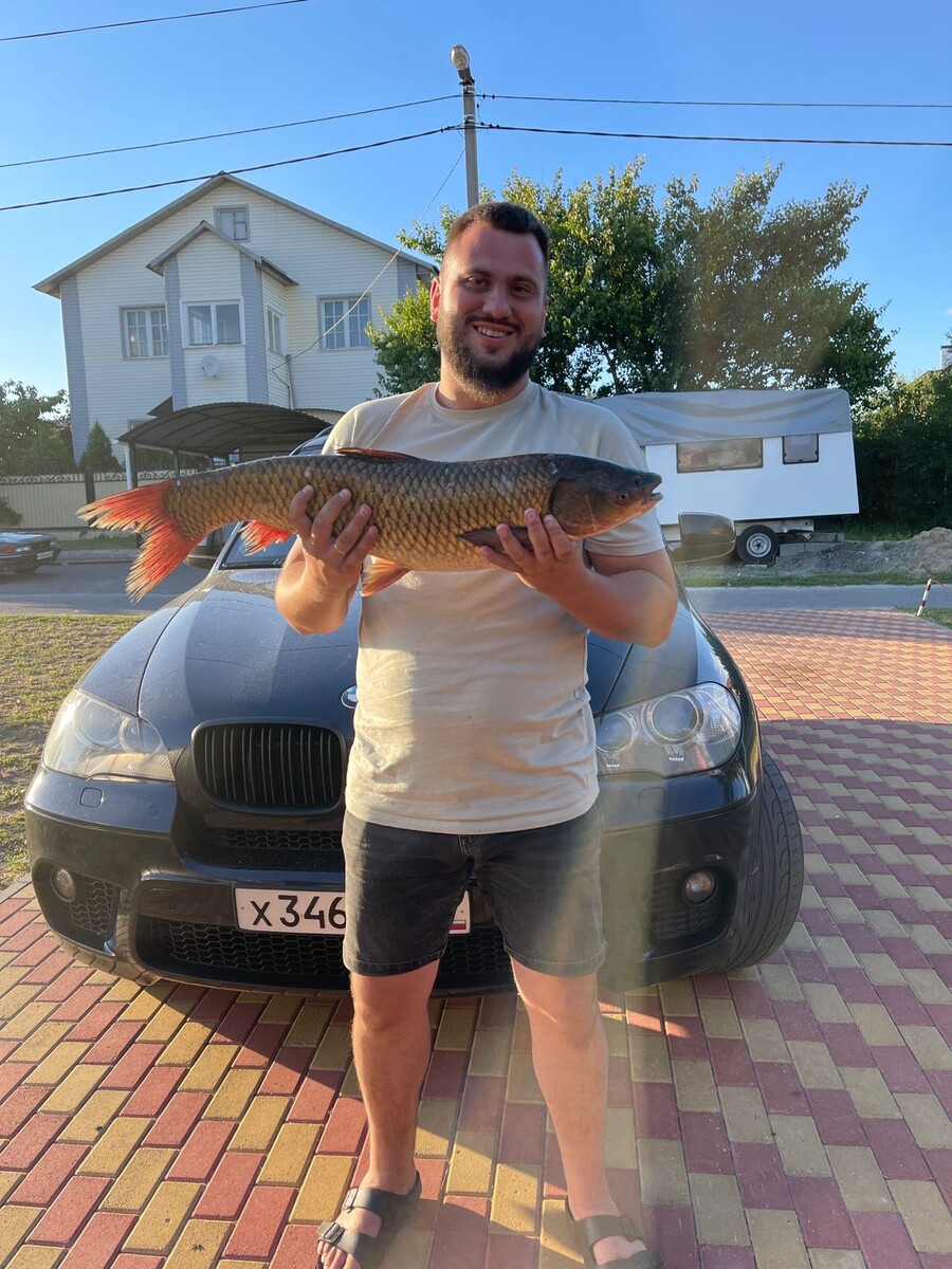 Вот такая она, рыбацкая удача! Добыча Максима в родных оскольских водах. Фотоиллюстрации автора.