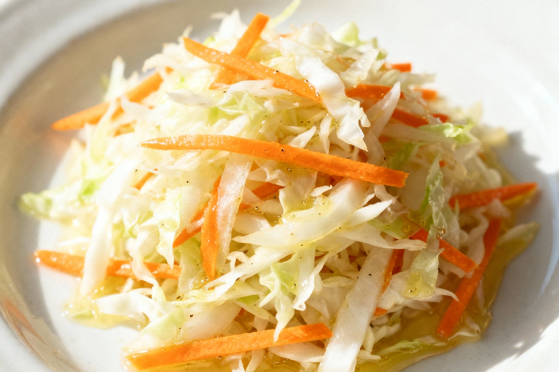 Салат из белокочанной капусты