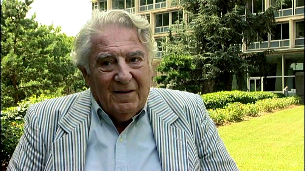 Большой вклад в изучение долины внес археолог Эммануэль Анати, создавший Центр доисторических исследований Камуно.