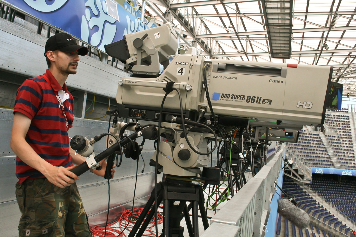 Профессиональная ТВ-камера. Фото с википедии