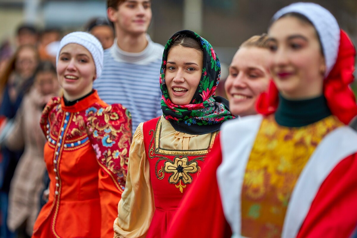    Мероприятия ко Дню народного единства в районах Москвы: программа праздника