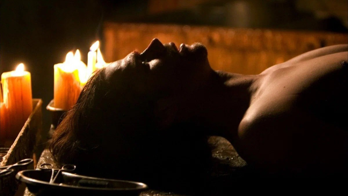    "Кадр из фильма «Дом восковых фигур»/«Кинопоиск»"