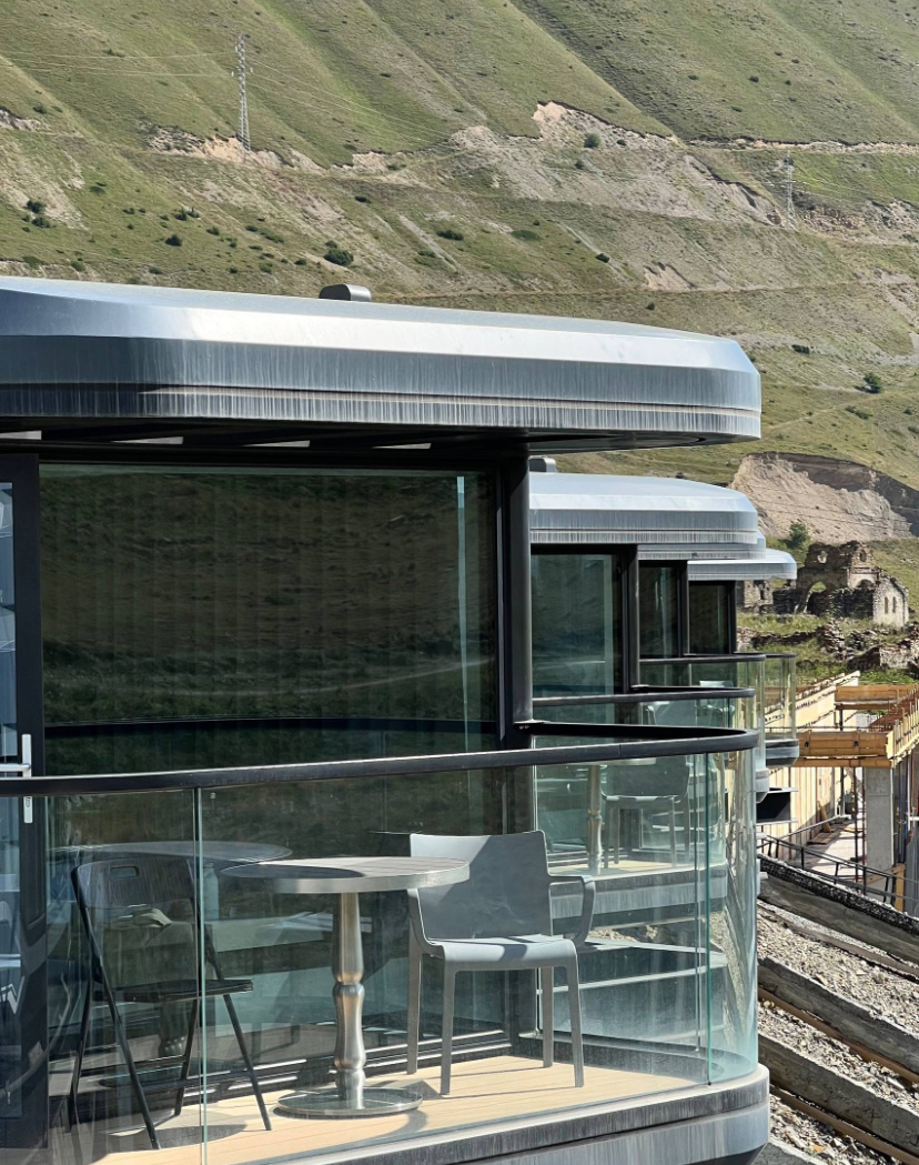 Капсула - номер отеля. Фото автора.