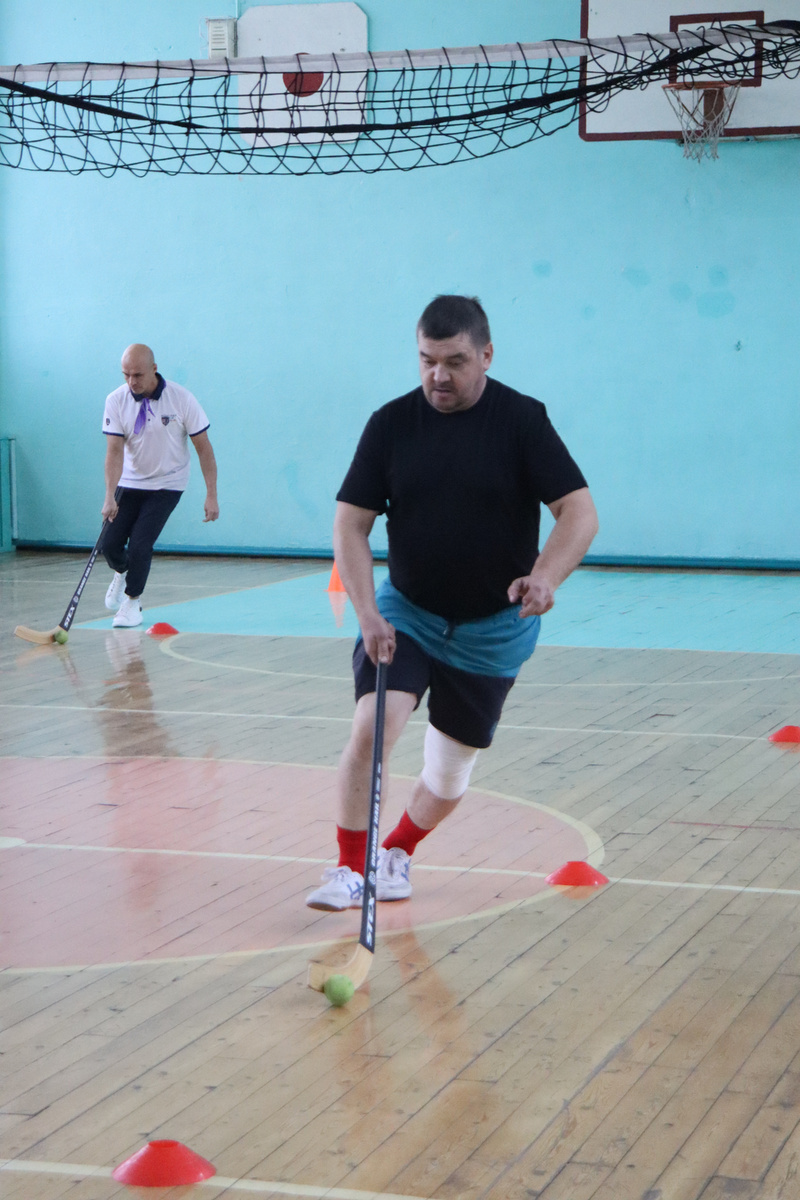 Участники эстафеты. Андрей Никитин (на первом плане), Андрей Морозов (на втором плане).