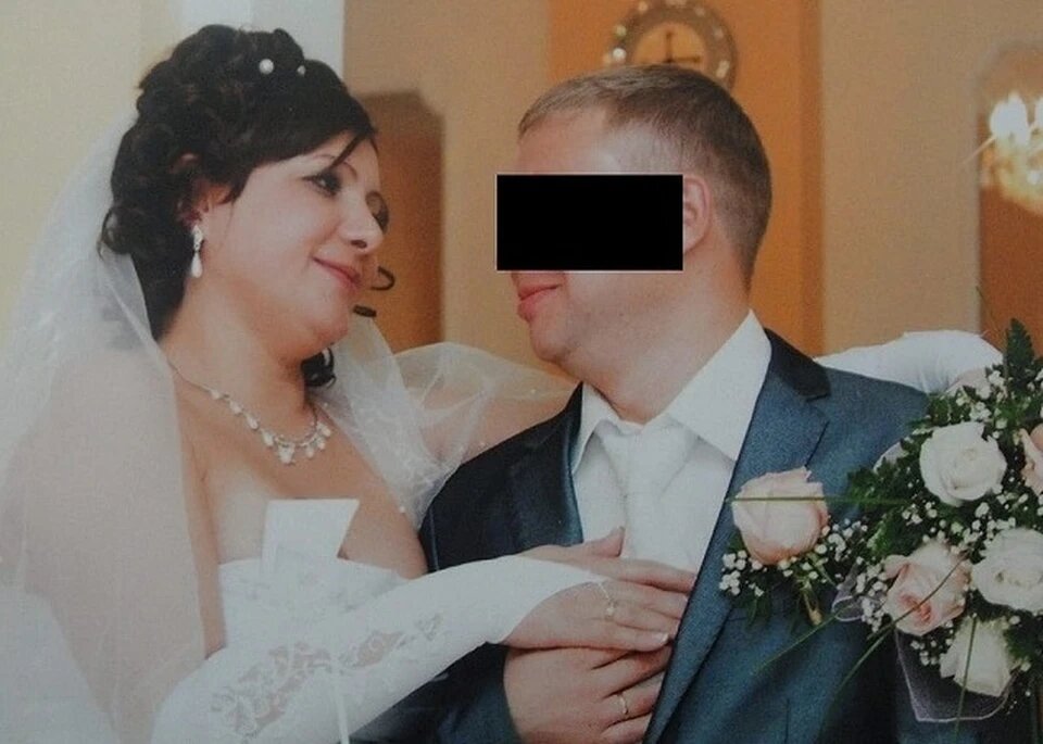 Свадьба Галины и Максима. После «конфетно-букетного» периода у мужа начались приступы агрессии. Фото: личный архив