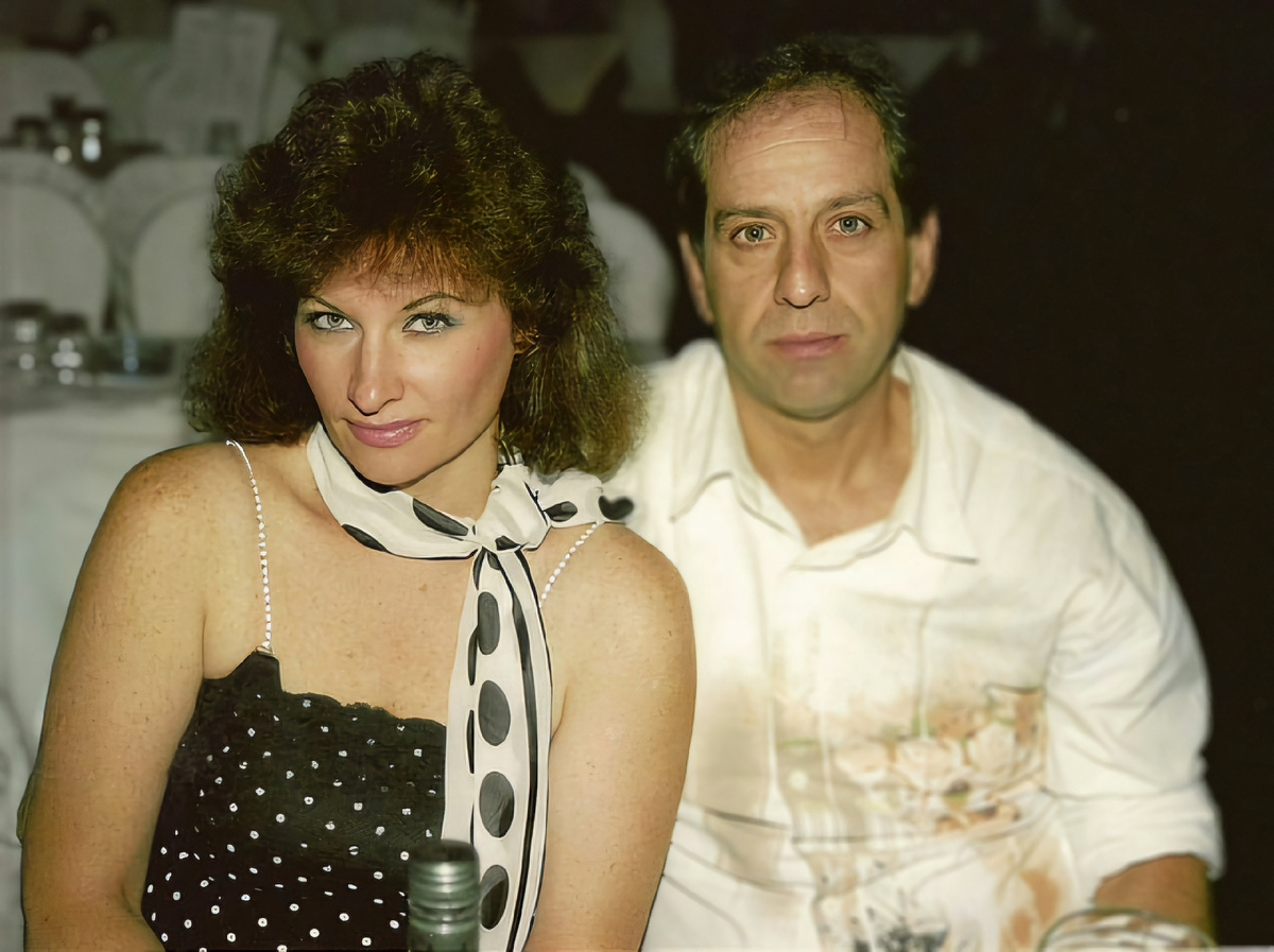 Мы с муже живём счастливо, скоро вот уж 20 лет !