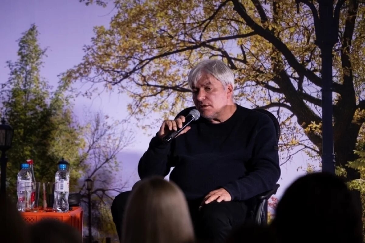    «Стоит учиться у Средневековья».