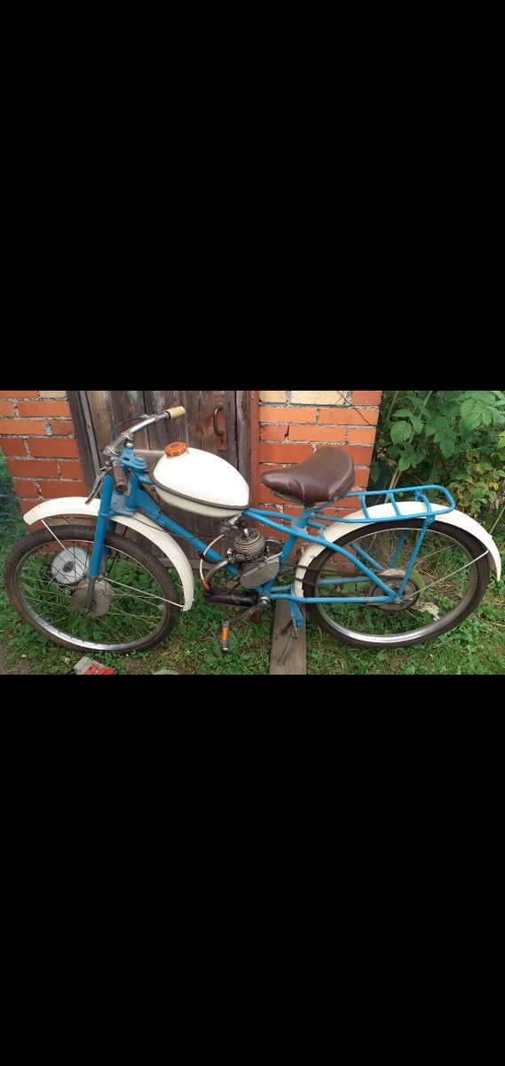 Фару не успел приделать