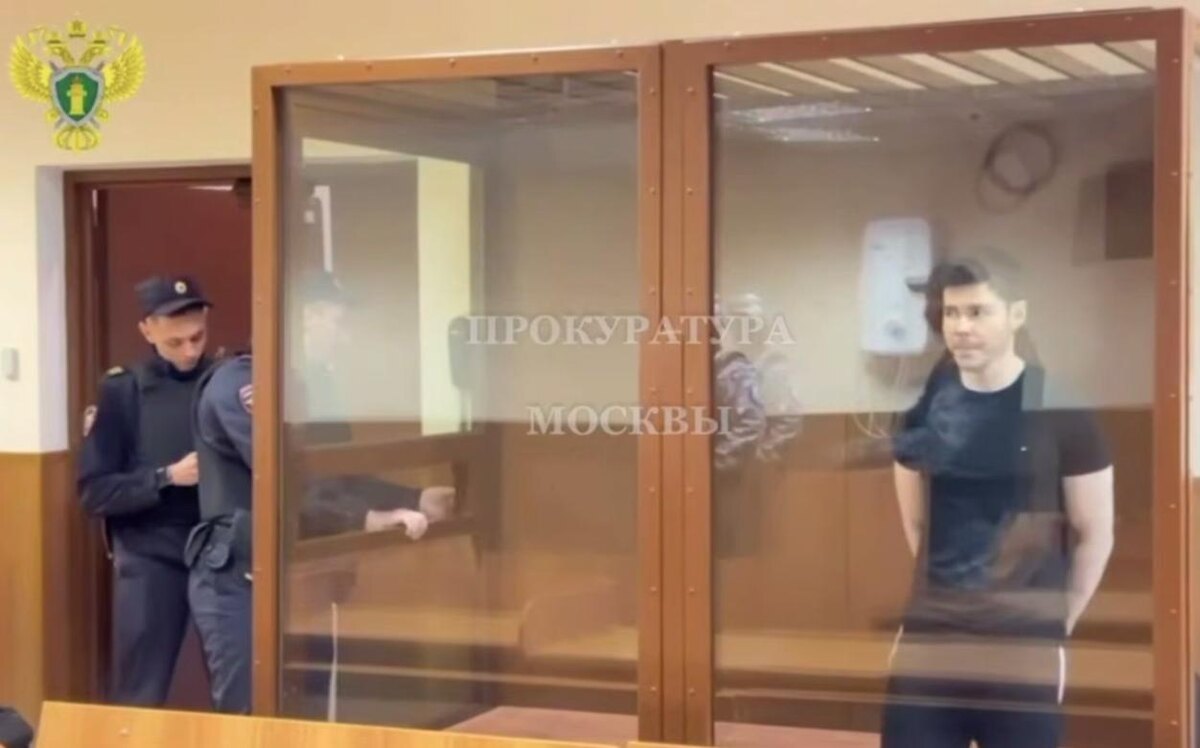    Бизнесмена и блогера из Ижевска Аяза Шабутдинова осудили на 7 лет