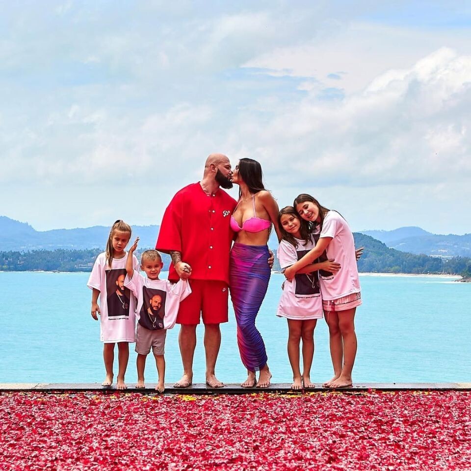    Оксана Самойлова и Джиган. Источник: @samoylovaoxana*