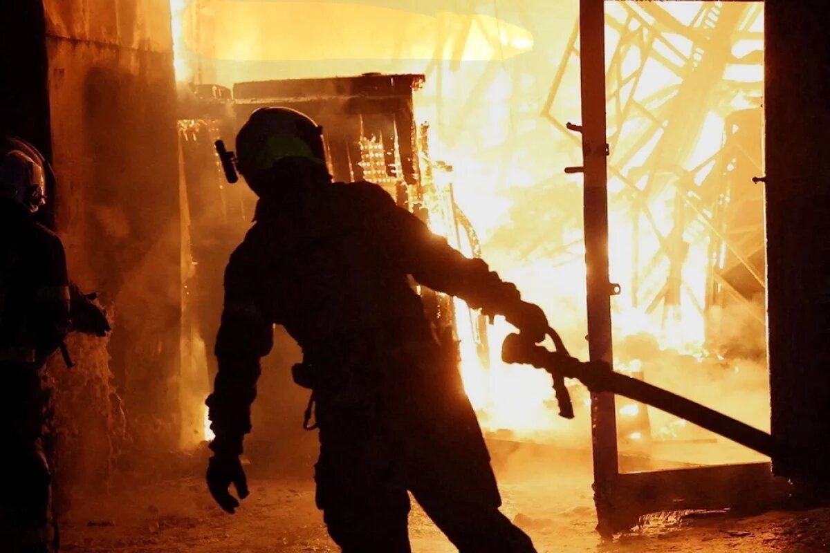    Если спросить людей на улице, знают ли они, что это за завод «Южмаш», — правильно ответит не каждый. А если вопрос переформулировать и спросить, «куда нанес удар «Орешник?»», то все сразу вспомнят, что по заводу в Днепропетровске.