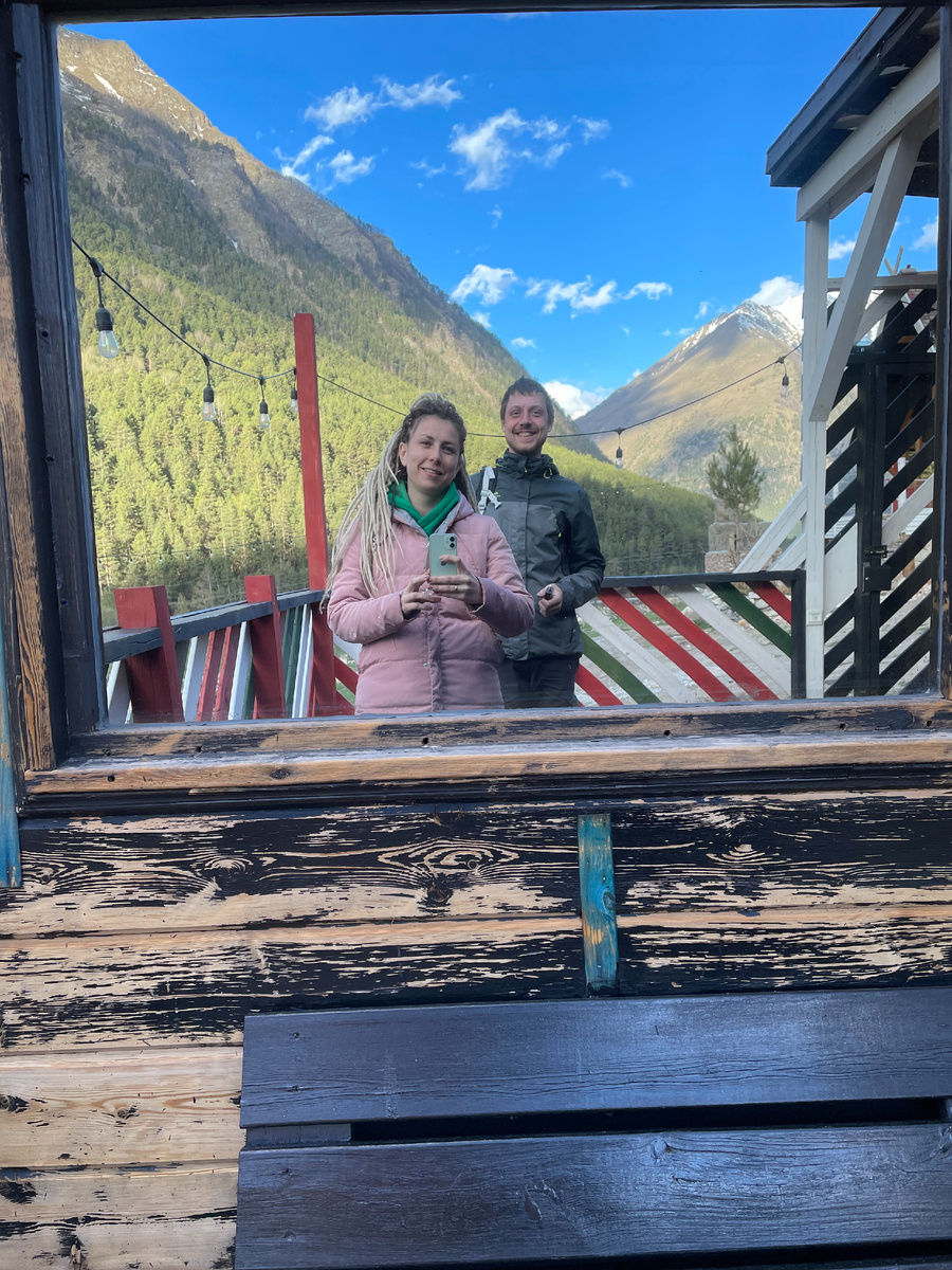 Хиппи-домик в Приэльбрусье. Кабардино-Балкария, май, 2022