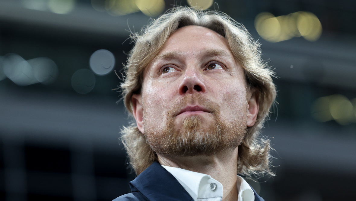    Валерий Карпин.Дарья Исаева