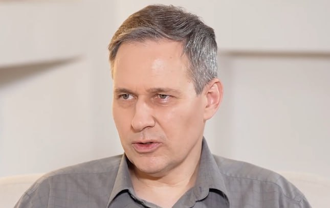 «Зато Россия кое-что готовит»: экс-разведчик Артамонов разоблачил блеф Трампа с новым секретным оружием США