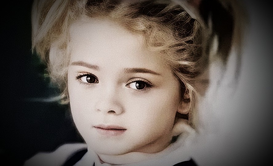 Вернулась из школы на час раньше. Увиденное стоило ей жизни