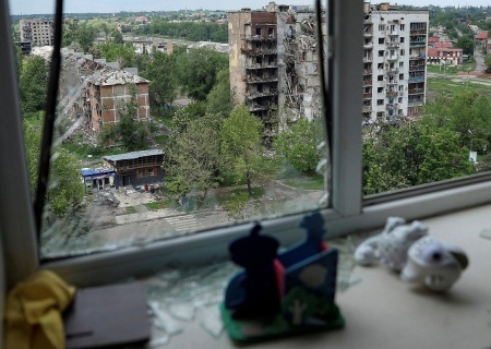    Конашенков: запрещая журналистам попасть в Красноармейск и Купянск, Украина признала, что ВСУ находятся «котлах»