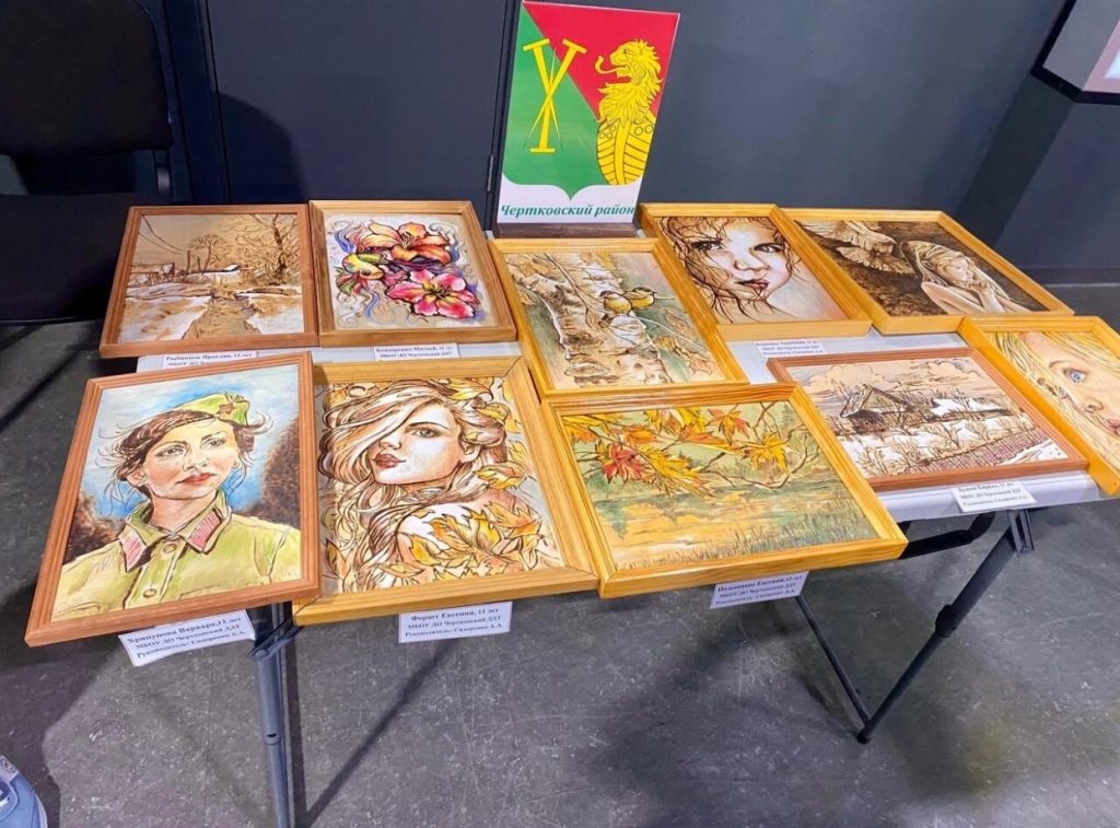 Листайте вправо, чтобы увидеть больше изображений