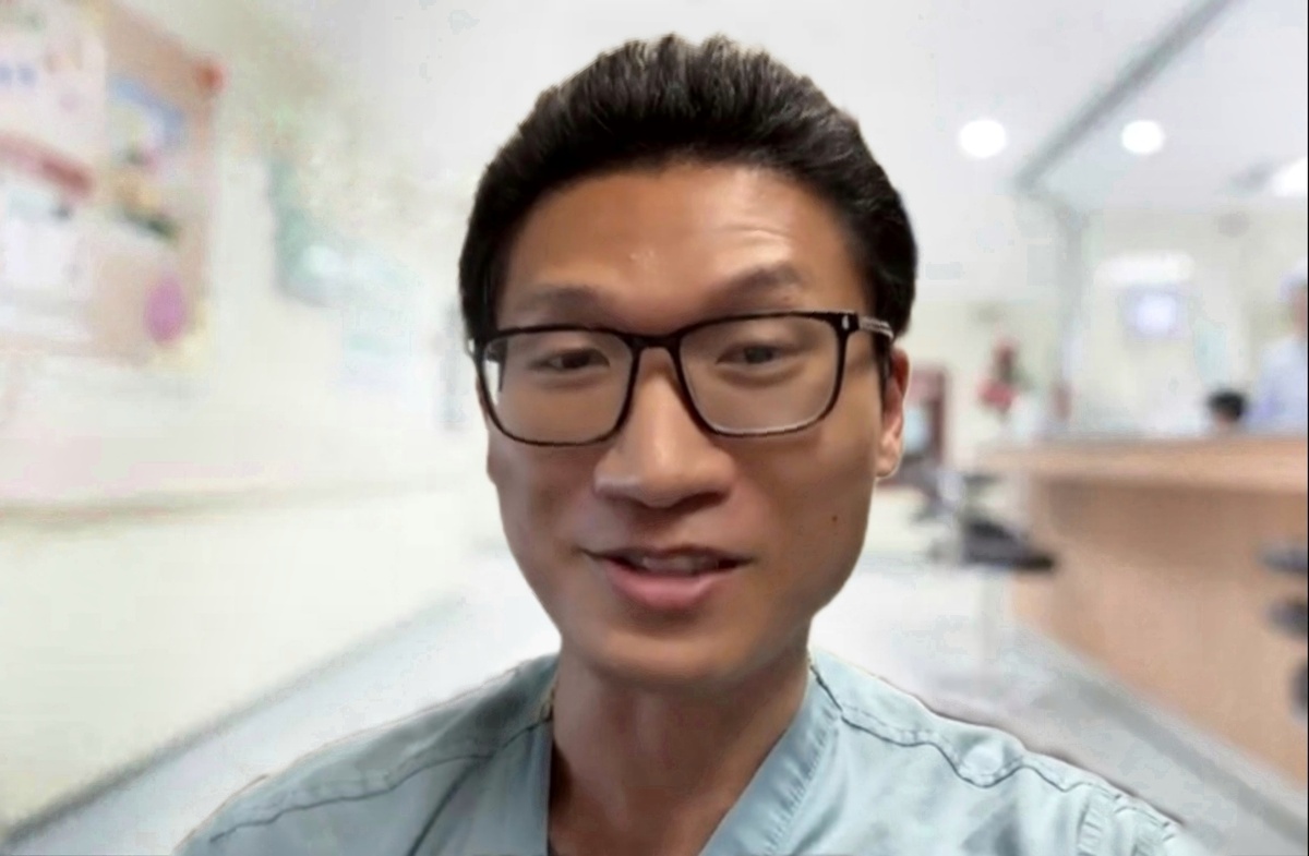 Байбин Чэн.