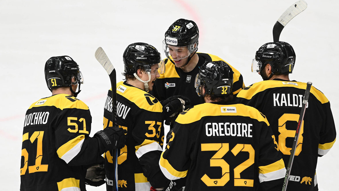    «Северсталь» лидирует в Западной конференции КХЛ.ХК «Северсталь»