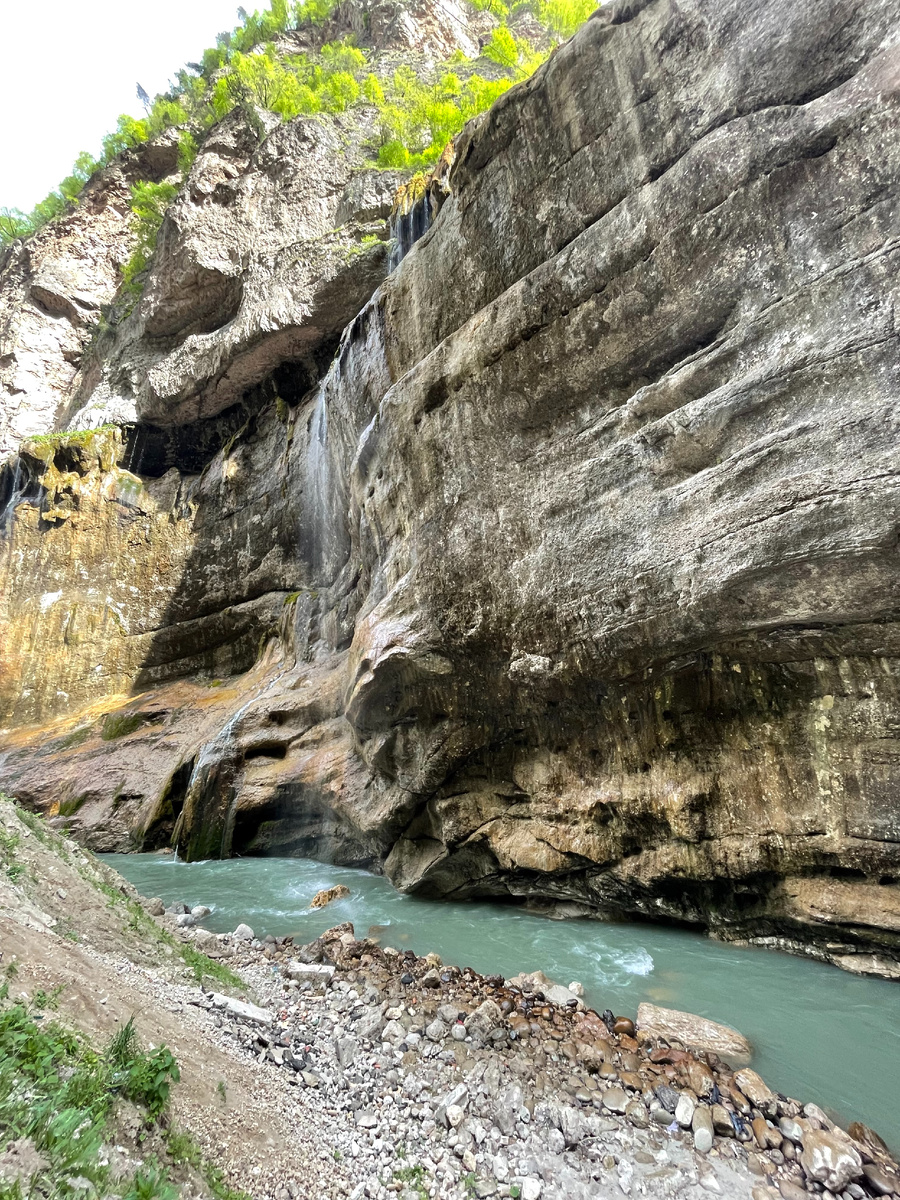 Чегемские водопады. Чегемское ущелье, Кабардино-Балкария, Кавказ, май, 2022