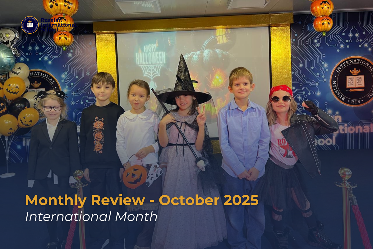 Парад костюмов в международной школе Russian International School