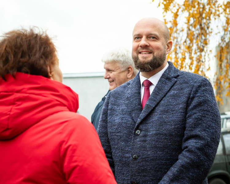     В Курске решают проблему с повреждением дома на улице Пучковка