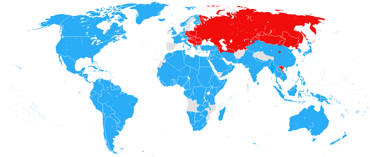 Территории контролируемые Западными союзниками антигитлеровской коалиции (синий) и территории контролируемые СССР с его союзниками (красный) в сентябре 1945