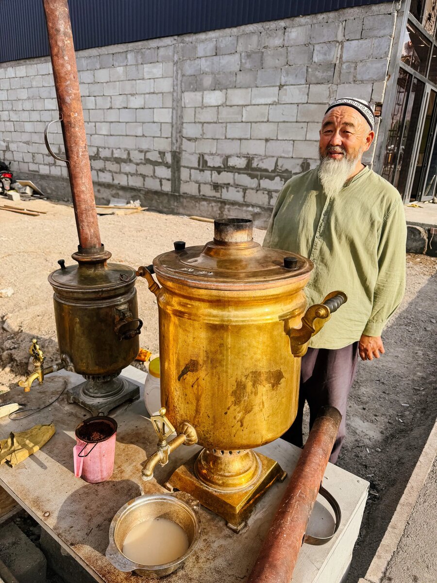 Байке, которому я задала вопрос про самовары
