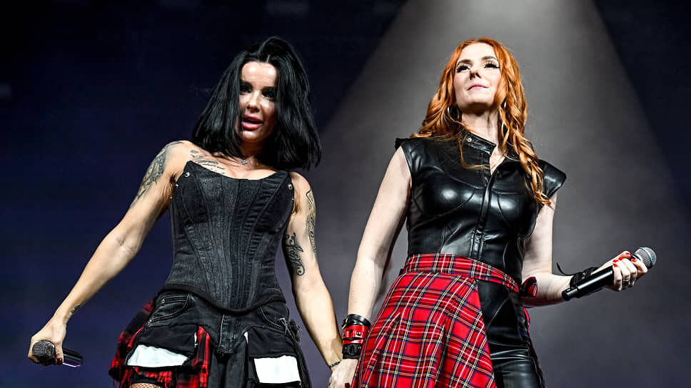 Солистки группы t.A.T.u. Юлия Волкова и Елена Катина.📷Фото: Сергей Бобылев / РИА Новости