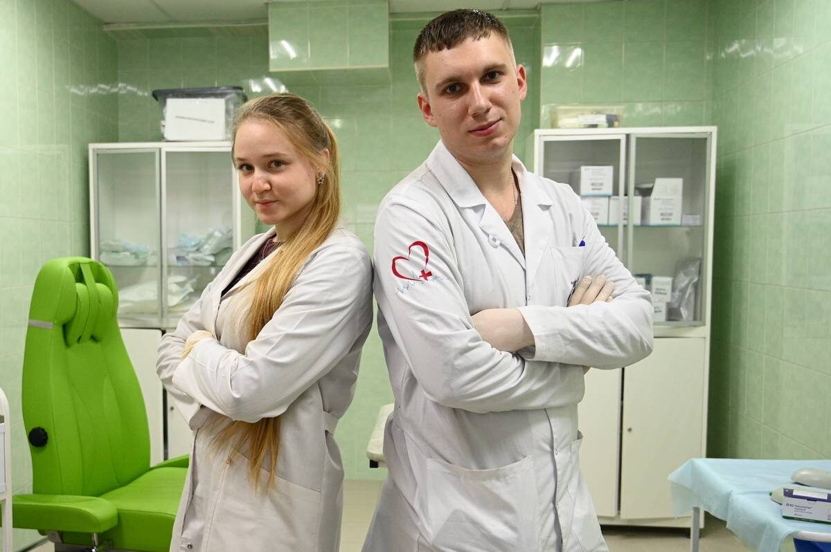 Студенты будущие врачи.