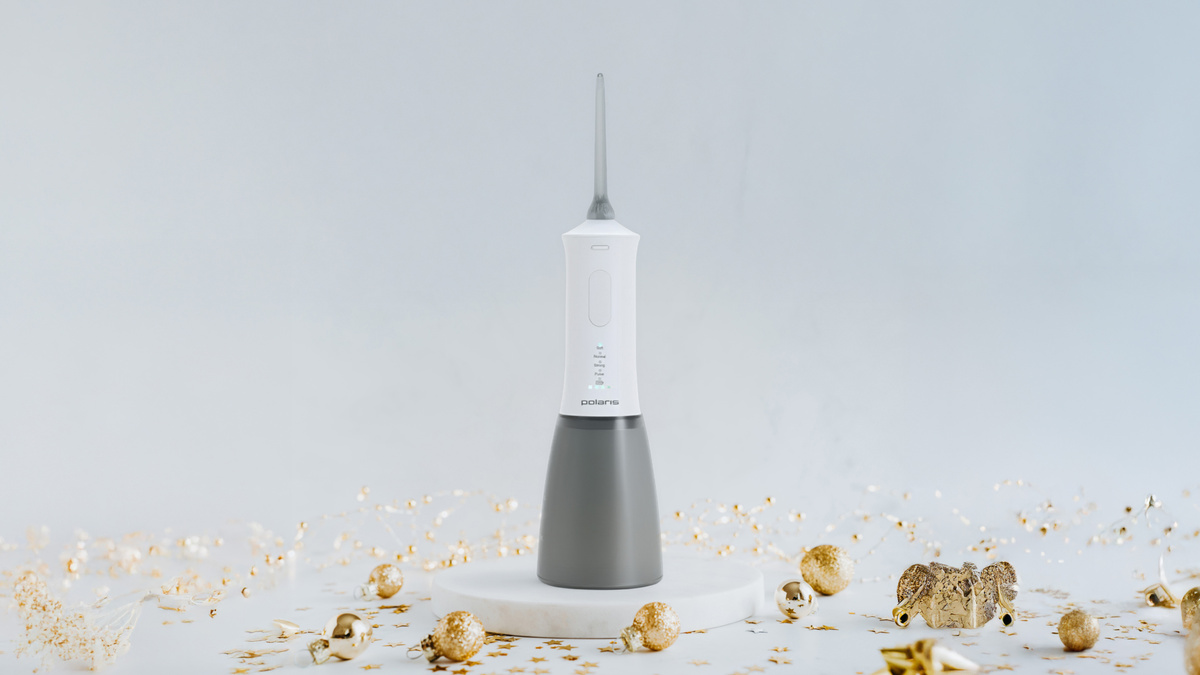 Ирригатор Polaris  PWF 1005 T — полезный подарок к Новому году.