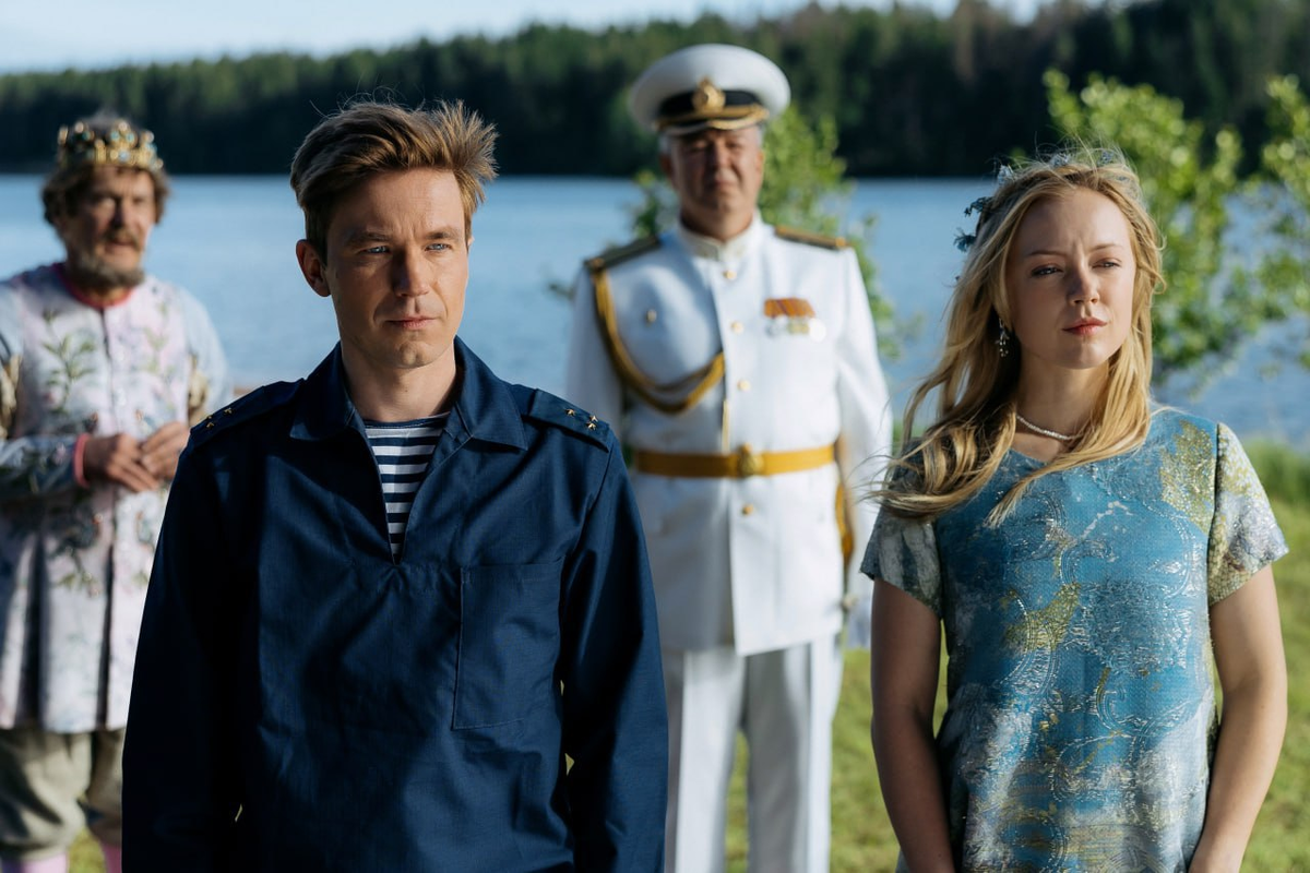 Изображение: https://ru.kinorium.com/11046576/gallery/backstage/