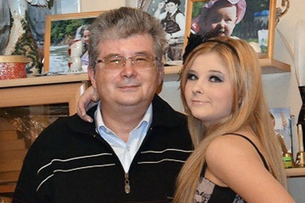 Виктория с отцом