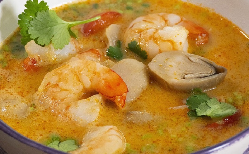 Том Ям по самому простому и быстрому рецепту: как сварить легендарный тайский суп дома