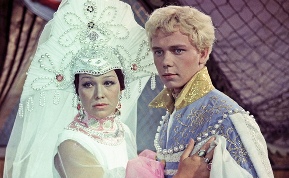 Инга Будкевич в фильме "Огонь, вода и медные трубы"