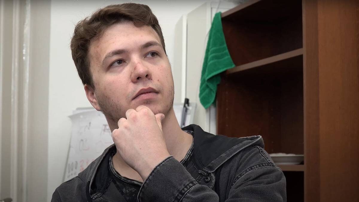    Фото: YouTube/ВДудь. Юрий Дудь признан в РФ иноагентом