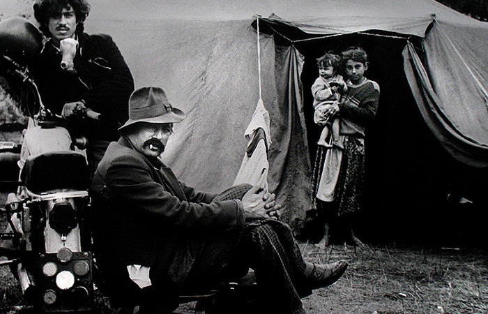 В 1940-е годы многие цыгане всё ещё оставались кочевниками.