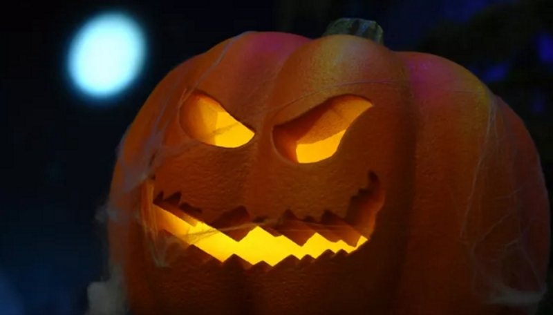    Тыква во время празднования Хэллоуина. © РИА Новости / Евгений Биятов. Архивное фото