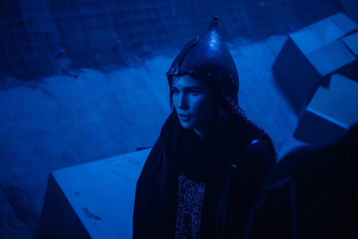 Следователь Катерина (Лукерья Ильяшенко) охотиться за нечистью