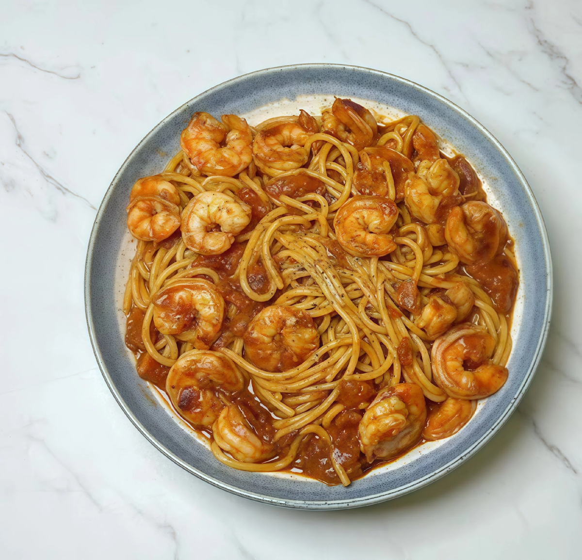 Спагетти с креветками и чесноком