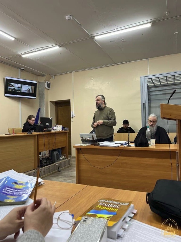    Украинские власти медленно убивают наместника Святогорской лавры УПЦ митрополита Арсения