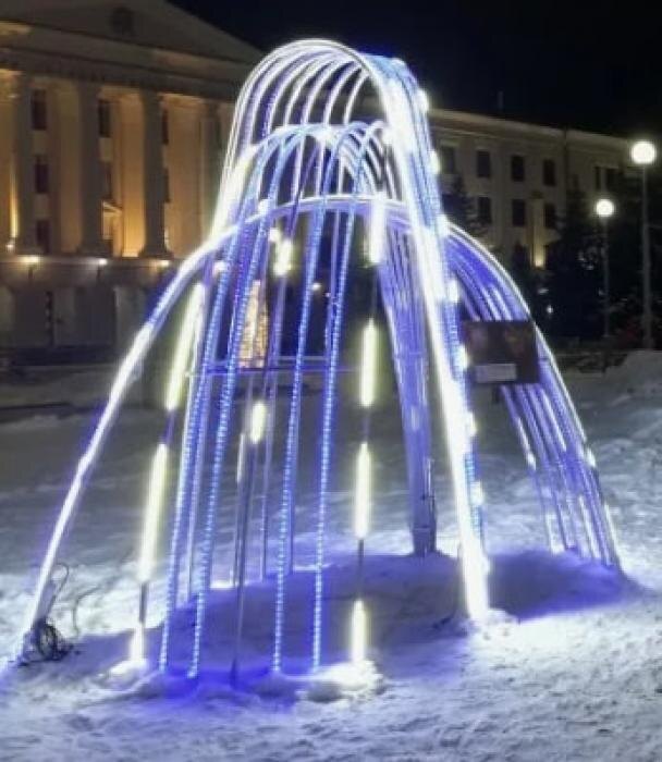 Арки, животные, фонтаны: псковичам показали, что украсит Псков к Новому году
Фото: из проекта контракта