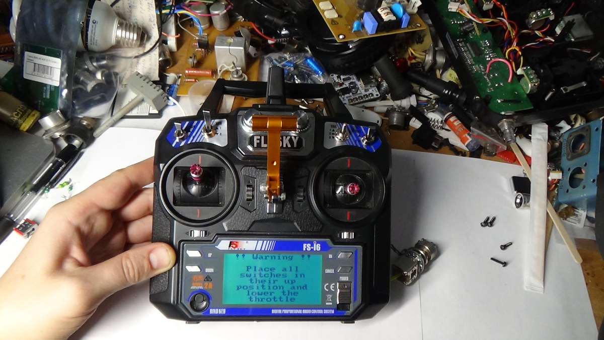 Радиопульт FlySky i6 с ошибкой инициализации