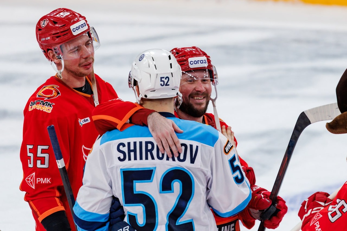 Фото хк "Автомобилист"