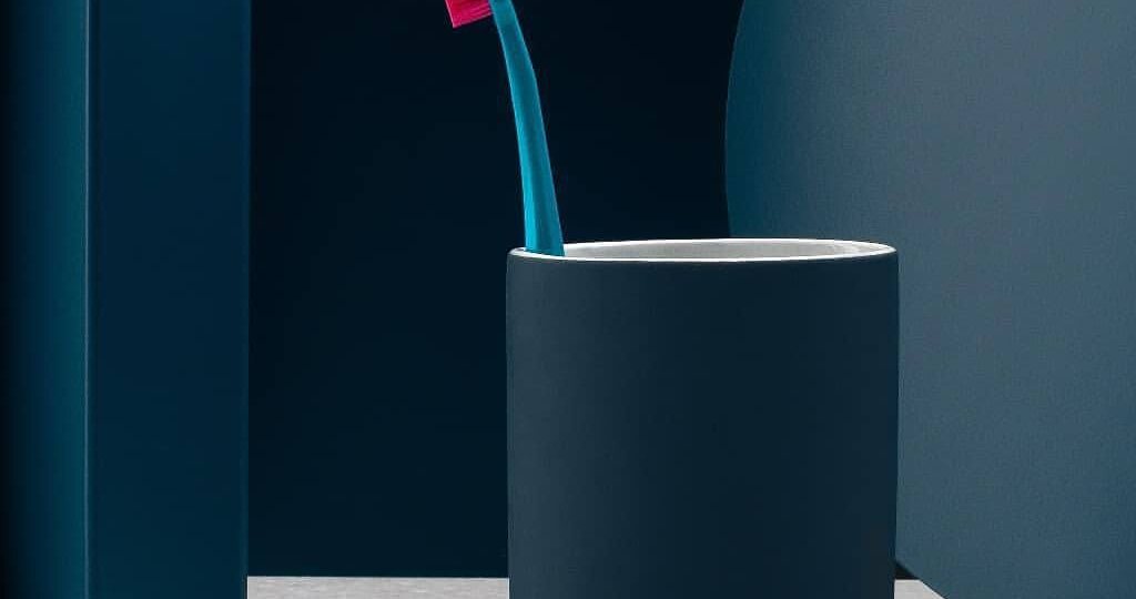 Как хранить зубную щетку?