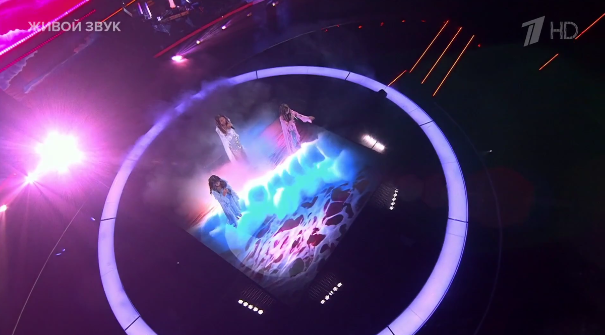 София Домарнацкая, Есения Прозорова и Лидия Лахтюкова.