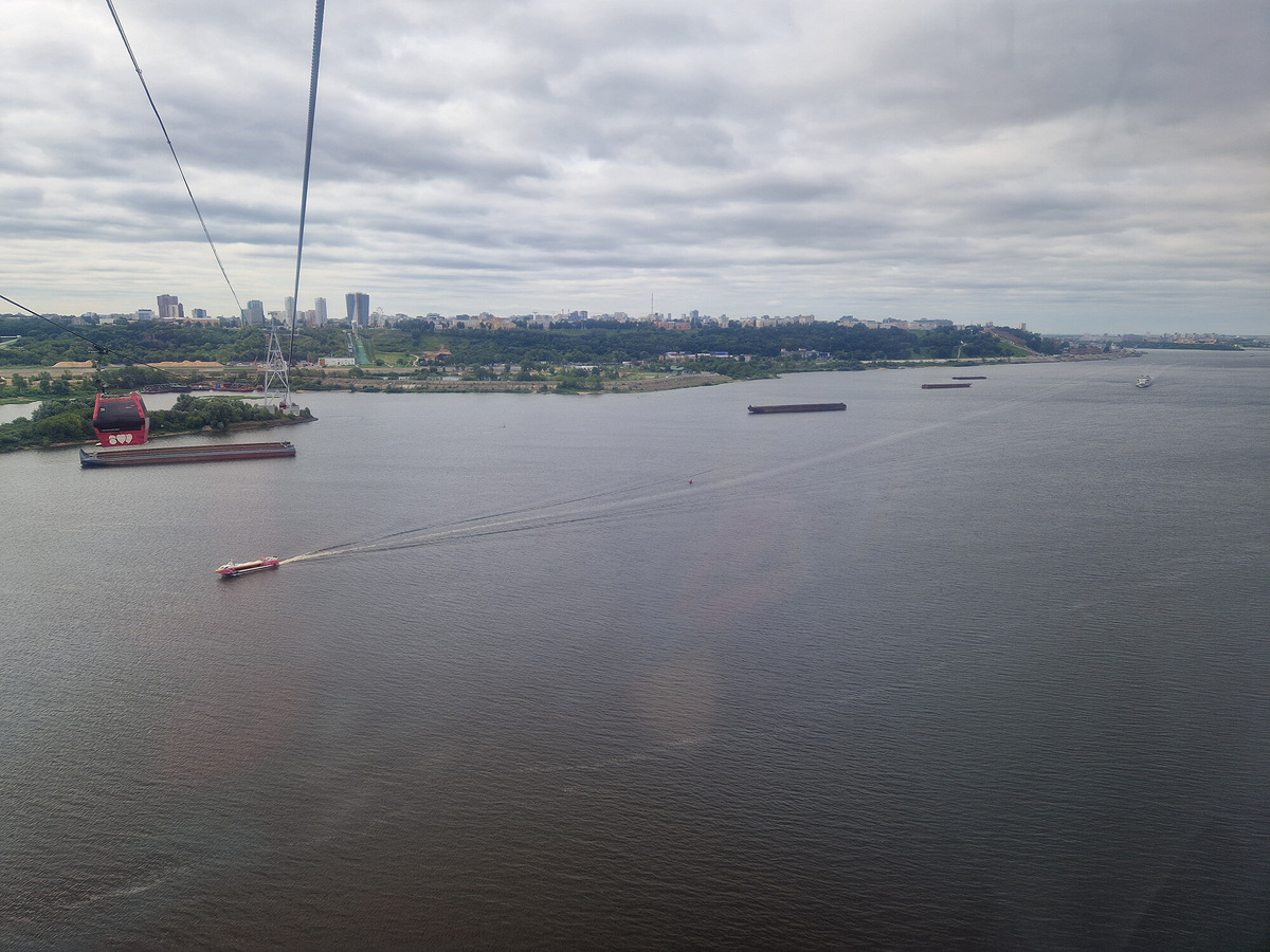 Дорога работает круглый год, в кабинках есть кондиционеры и отопление. Фото: Яна Сергеева