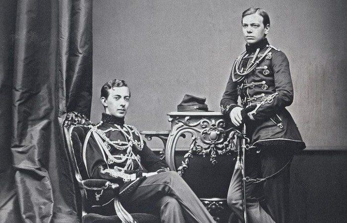 Любимец Николай и нелюбимый Александр.