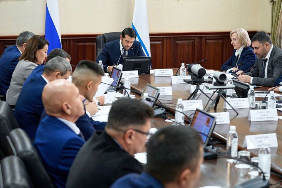    Совещание по вопросу реализации госпрограмм Республики Алтай. Источник: altai-republic.ru