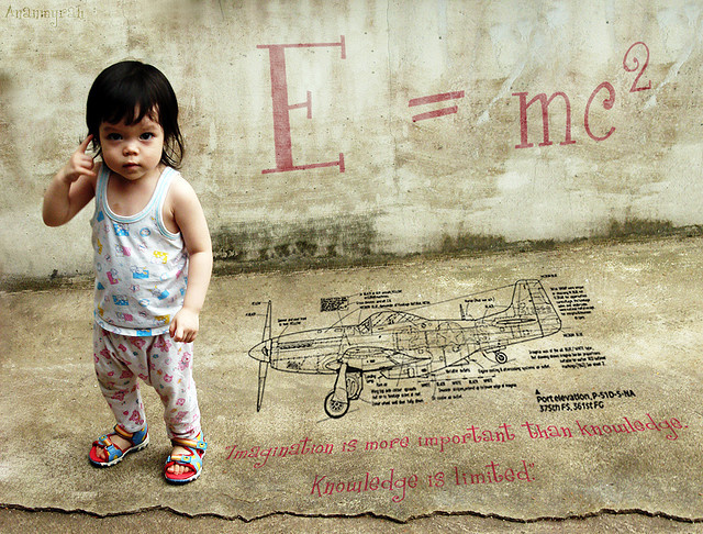 Воображение важнее знания. Знание ограничено.